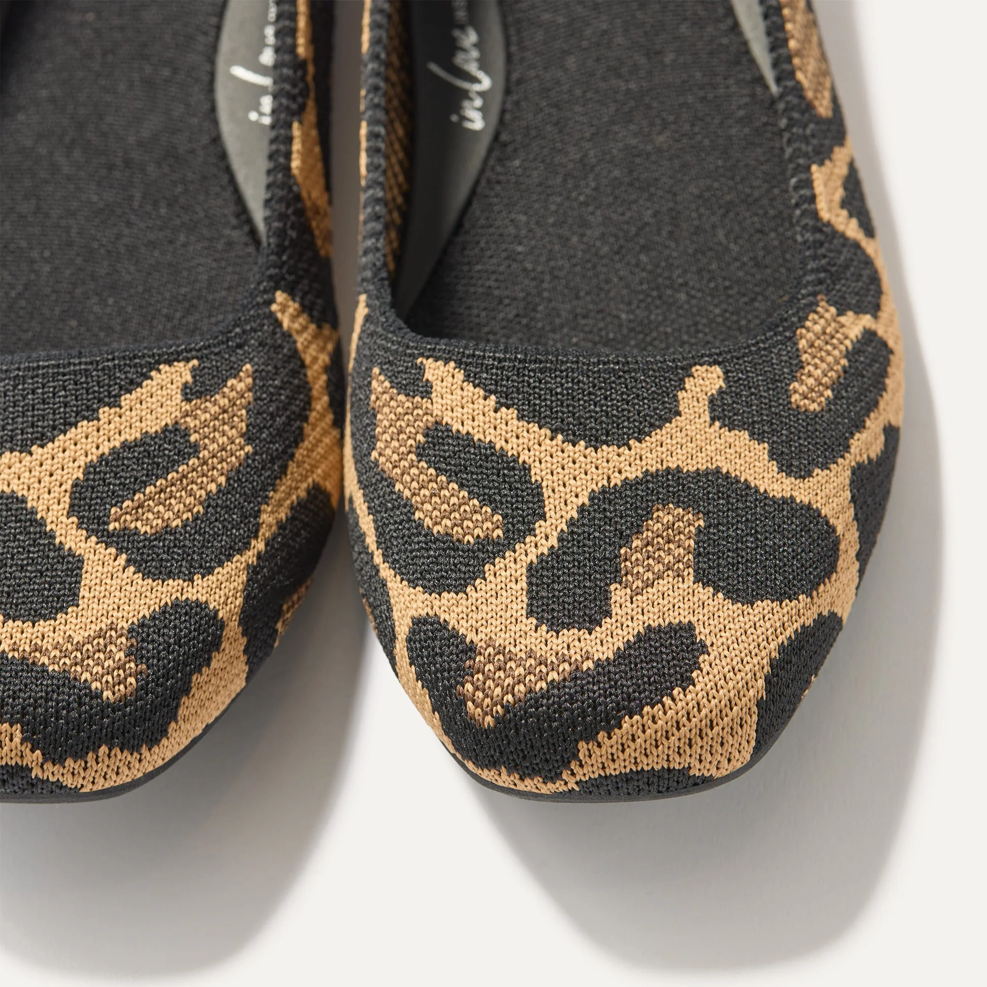 The Max Square - Amber Cat - Image 4