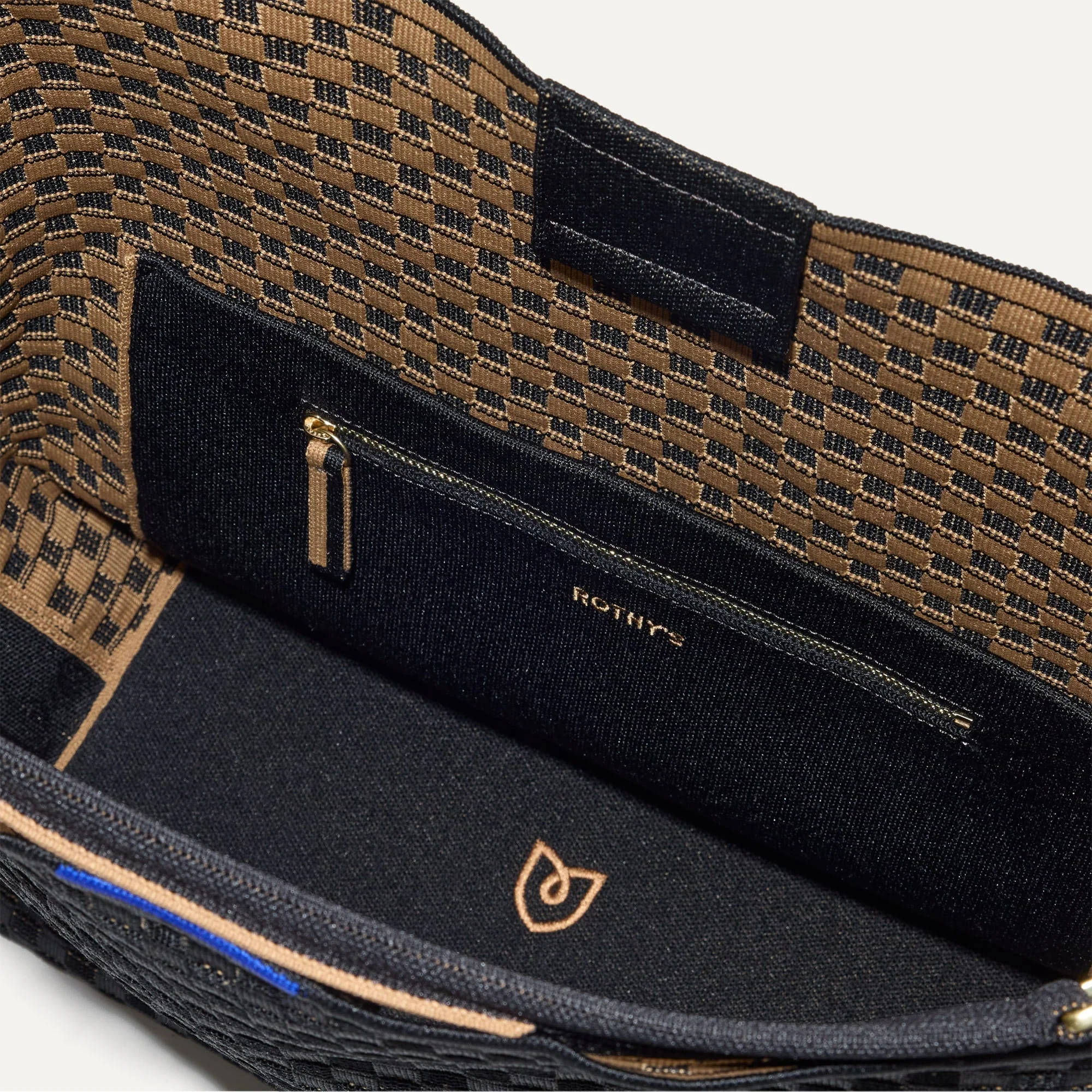 The Bucket Bag - Night Song - Image 8