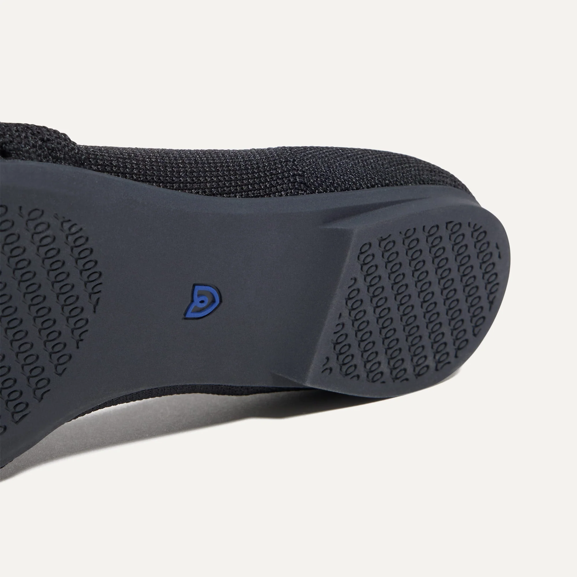 The Knot Point II - Black - Image 7