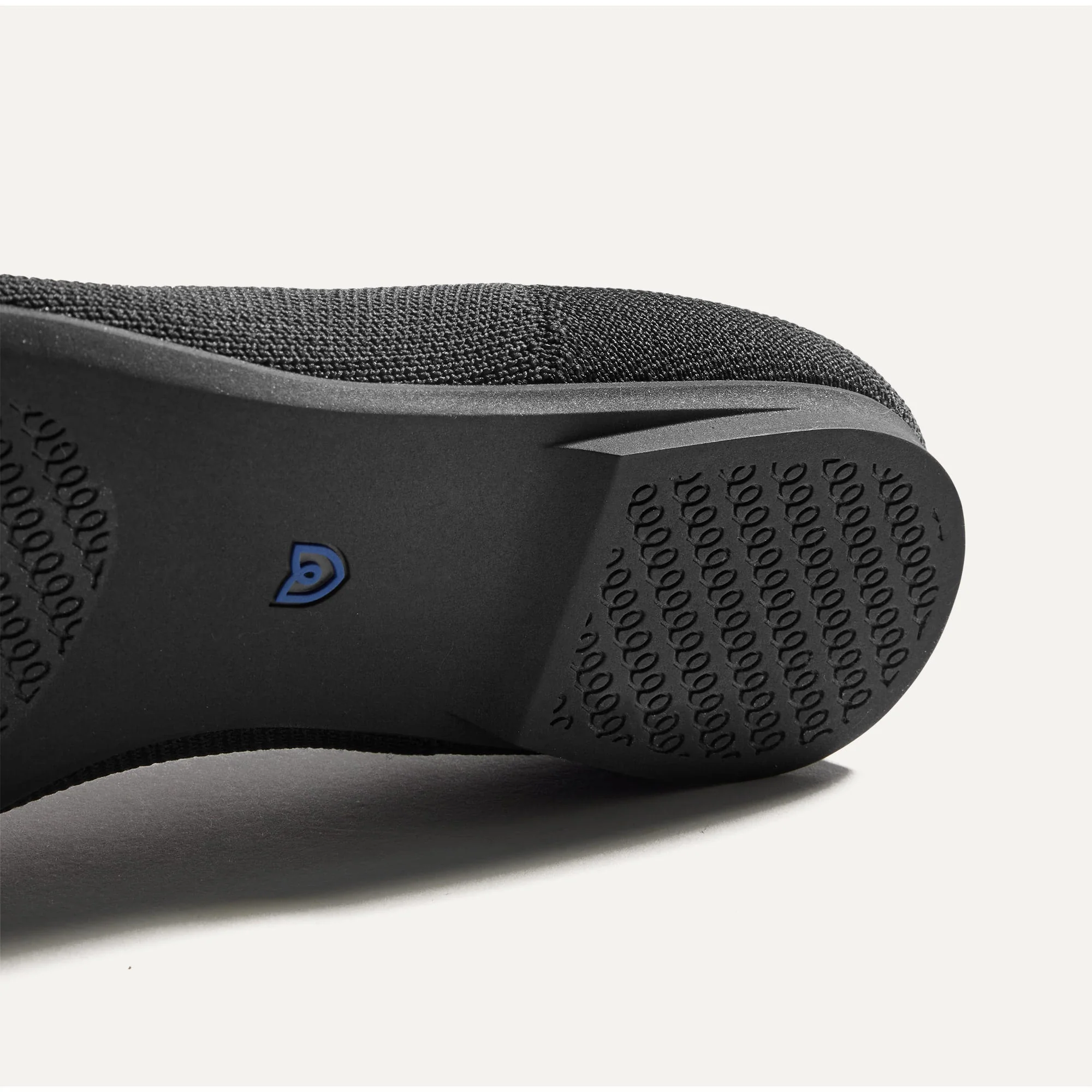 The Point II - Black - Image 6